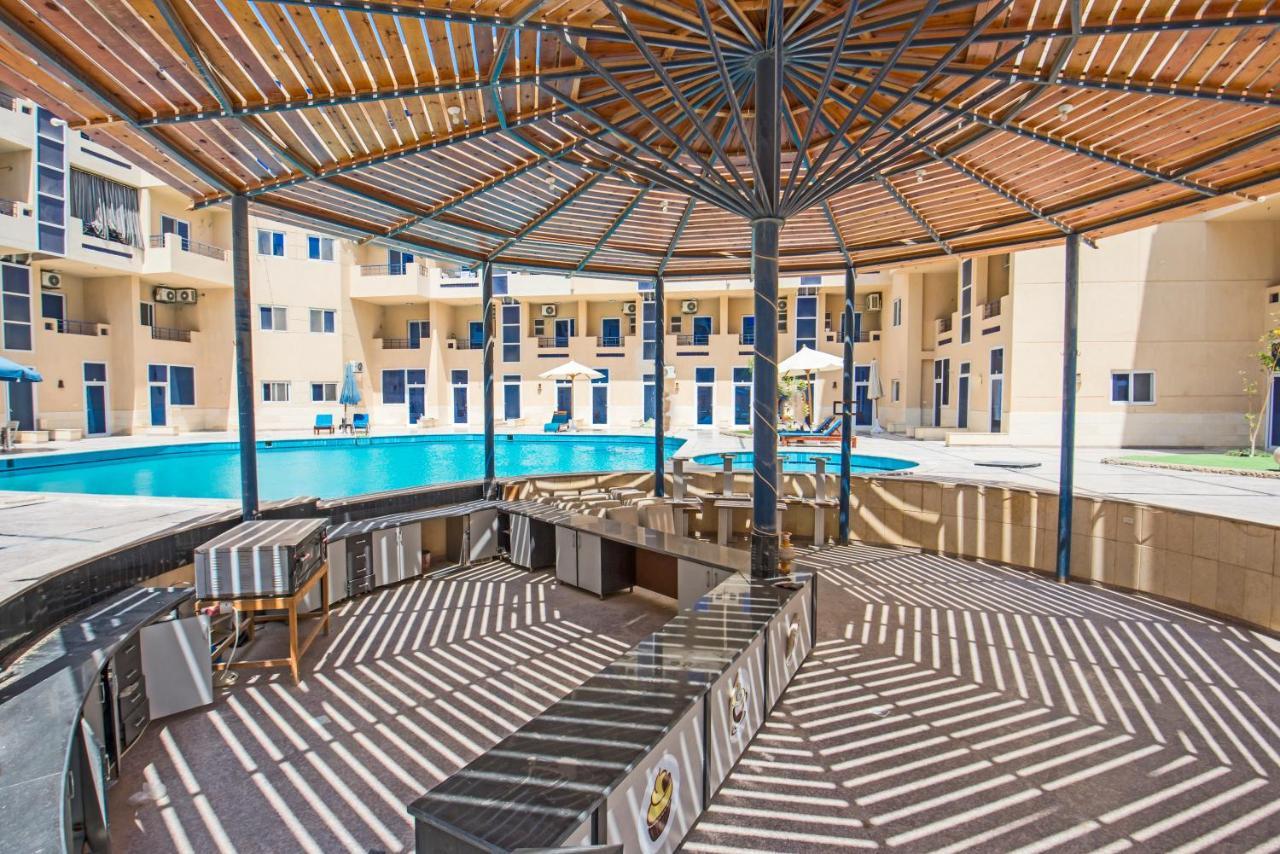 Poolside With Patio Near El Gouna Apartment Hurghada